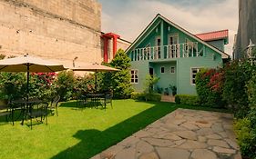Chalet Dominnycos